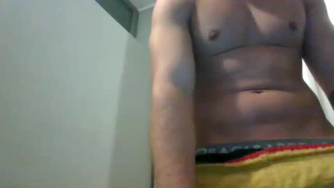 Snapshot of bigballsnojoke chatting on February 18, 2:59 pm bigballsnojoke online show from February 18, 2:59 pm