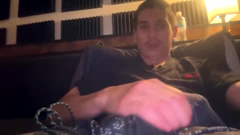 bigben281330 online show from March 15, 5:19 pm