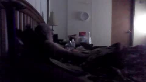 Snapshot of bigbenidick1 chatting on November 11, 4:01 am BB online show from November 11, 4:01 am