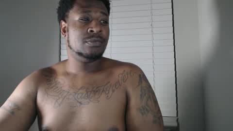 Snapshot of bigblack004 chatting on February 15, 1:31 am bigblack004 online show from February 15, 1:31 am