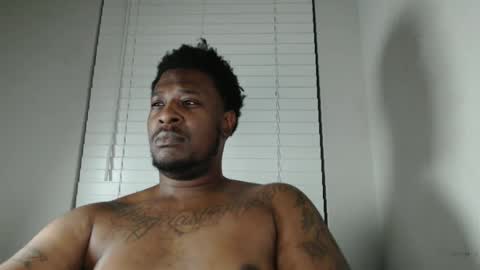 Snapshot of bigblack004 chatting on February 24, 2:08 am bigblack004 online show from February 24, 2:08 am