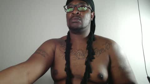 Snapshot of bigblack004 chatting on September 26, 4:27 am bigblack004 online show from September 26, 4:27 am