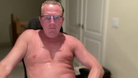 Snapshot of bigblondviking chatting on December 3, 7:10 am bigblondviking online show from December 3, 7:10 am