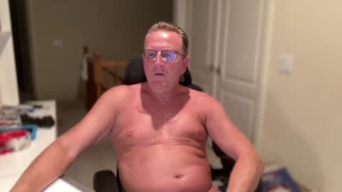 Snapshot of bigblondviking chatting on October 7, 7:38 am bigblondviking online show from October 7, 7:38 am