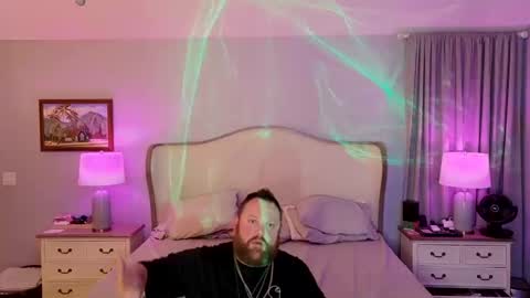 Snapshot of bigboi1o11 chatting on October 10, 5:50 am Bigboi1o11 online show from October 10, 5:50 am