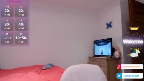 Snapshot of bigboobiebabex chatting on January 7, 10:32 am Kandice Kloss insta kandiceklossofficial online show from January 7, 10:32 am