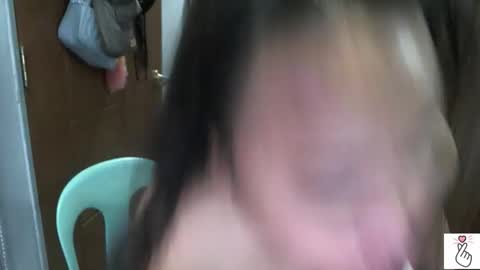 Snapshot of bigboobslyn chatting on May 11, 4:37 pm bigboobslyn online show from May 11, 4:37 pm