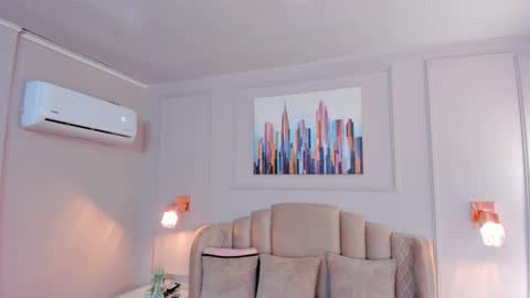   online show from September 19, 10:16 am