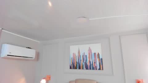   online show from November 19, 10:04 am