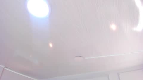   online show from December 5, 10:02 am