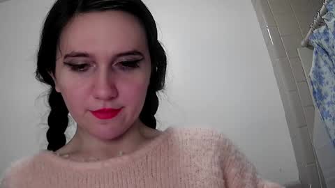 Snapshot of bigbootybunny chatting on December 24, 10:11 am Isabella online show from December 24, 10:11 am