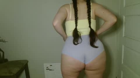 Isabella online show from January 7, 5:32 am