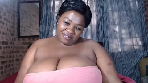 Snapshot of bigbootyxx29 chatting on April 18, 3:05 pm bigbootyxx29 online show from April 18, 3:05 pm