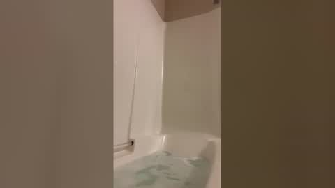 Snapshot of bigbossforsirius chatting on April 9, 7:58 am bigbossforsirius online show from April 9, 7:58 am