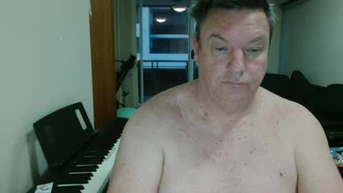 Snapshot of bigboybenny176 chatting on June 16, 8:44 pm bigboybenny176 online show from June 16, 8:44 pm
