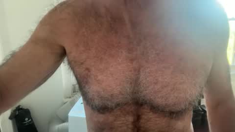 Snapshot of bigbush1 chatting on May 4, 11:45 pm big bush online show from May 4, 11:45 pm