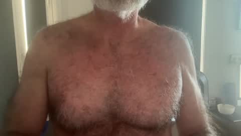 Snapshot of bigbush1 chatting on July 23, 11:13 pm big bush online show from July 23, 11:13 pm