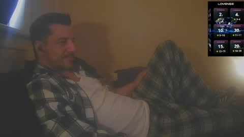 Snapshot of bigcawwwk chatting on May 5, 8:28 pm Jon - Im Straight online show from May 5, 8:28 pm