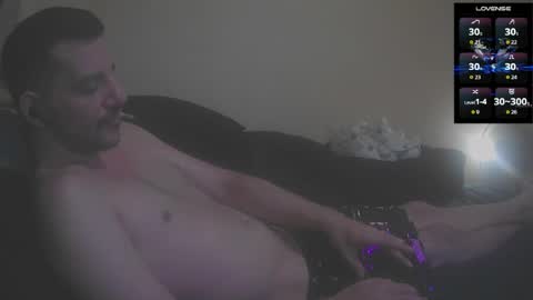 Snapshot of bigcawwwk chatting on July 28, 3:21 pm Jon - Im Straight online show from July 28, 3:21 pm