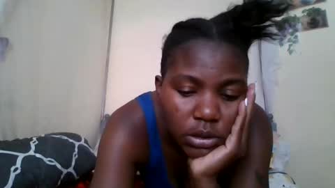 Snapshot of bigclit030 chatting on June 1, 12:18 pm bigclit030 online show from June 1, 12:18 pm