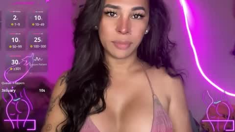 queen amanda online show from December 21, 5:25 am