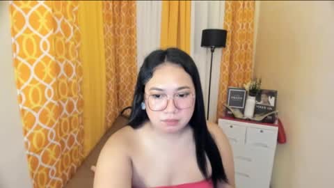 BABY LEXIE online show from April 27, 6:17 pm