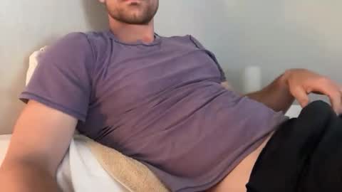 bigcollegecock69690 online show from May 1, 8:46 pm