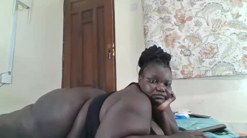 Snapshot of bigdarkass chatting on June 13, 9:07 am VIOLET online show from June 13, 9:07 am