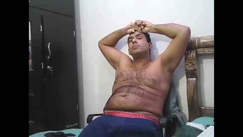 Snapshot of bigdick8510 chatting on September 30, 3:44 am orlando online show from September 30, 3:44 am