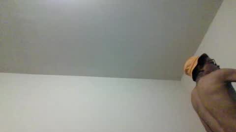 Snapshot of bigdickdaddy3200798456 chatting on December 18, 7:30 pm bigdickdaddy3200798456 online show from December 18, 7:30 pm