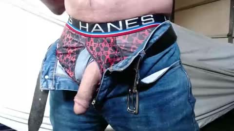 Snapshot of bigdickdaddy567130413 chatting on March 6, 2:02 pm bigdickdaddy567130413 online show from March 6, 2:02 pm