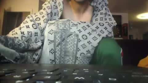 Snapshot of bigdickpapishampoo chatting on December 17, 1:39 am bigdickpapishampoo online show from December 17, 1:39 am