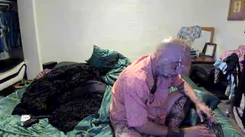 bigdickpiercedtattoos online show from October 21, 9:21 am