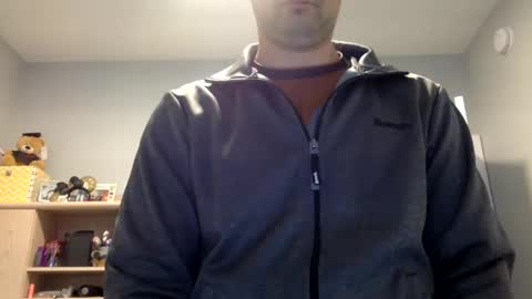 Bigdickshowoff9877 online show from December 3, 6:38 pm