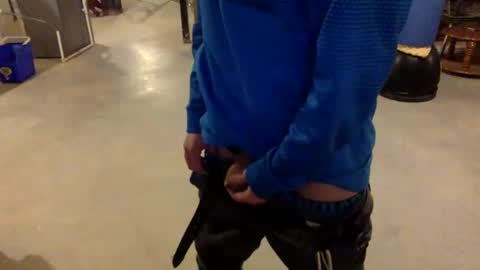 Bigdickshowoff9877 online show from January 13, 7:43 am