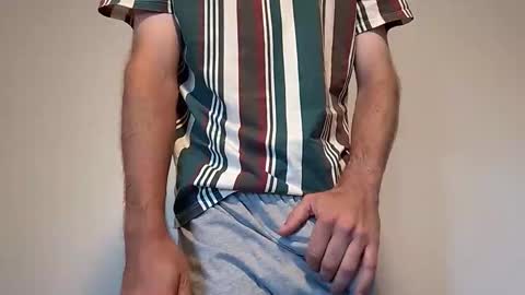 Snapshot of bigdmick96 chatting on March 29, 7:19 am bigdmick96 online show from March 29, 7:19 am