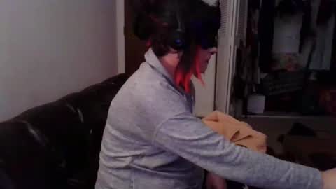 Madelyn online show from November 3, 5:31 am