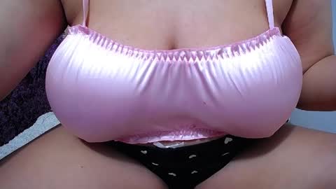  Sunny   online show from April 7, 2:45 am