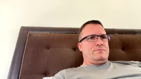 Snapshot of bigger22332233 chatting on December 1, 6:19 pm bigger22332233 online show from December 1, 6:19 pm