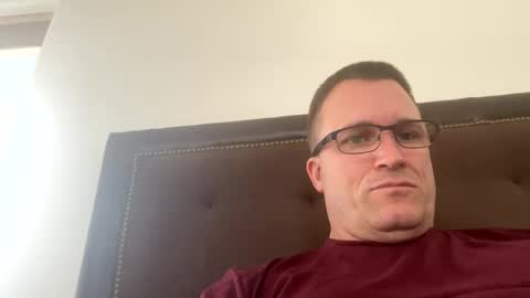 Snapshot of bigger22332233 chatting on December 4, 6:28 pm bigger22332233 online show from December 4, 6:28 pm