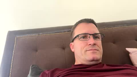 Snapshot of bigger22332233 chatting on December 19, 7:40 pm bigger22332233 online show from December 19, 7:40 pm