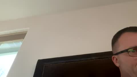 Snapshot of bigger22332233 chatting on January 8, 12:17 am bigger22332233 online show from January 8, 12:17 am