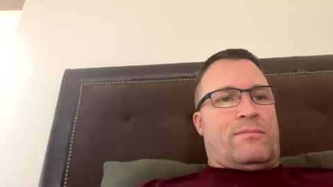 Snapshot of bigger22332233 chatting on January 8, 4:22 pm bigger22332233 online show from January 8, 4:22 pm