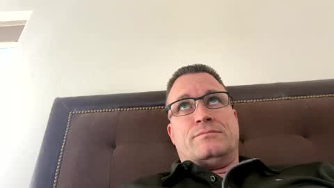 Snapshot of bigger22332233 chatting on January 19, 9:13 pm bigger22332233 online show from January 19, 9:13 pm