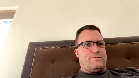 Snapshot of bigger22332233 chatting on February 12, 7:24 pm bigger22332233 online show from February 12, 7:24 pm