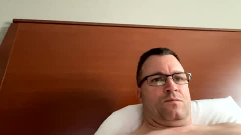 Snapshot of bigger22332233 chatting on February 20, 4:03 pm bigger22332233 online show from February 20, 4:03 pm