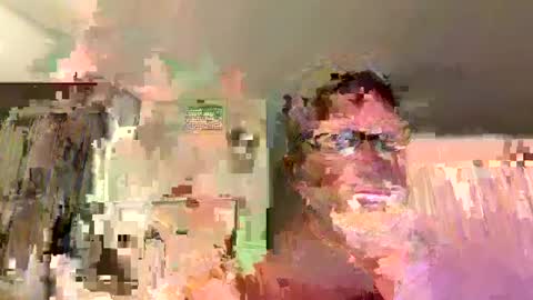 Snapshot of bigger22332233 chatting on February 23, 3:24 am bigger22332233 online show from February 23, 3:24 am