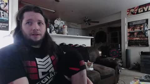 biggerisbetter21 online show from December 14, 8:52 am