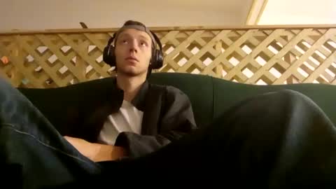 Snapshot of biggestboiiii chatting on January 26, 11:29 pm biggestboiiii online show from January 26, 11:29 pm