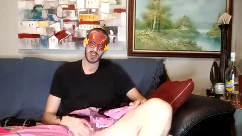 Snapshot of biggestdaddy420 chatting on September 14, 2:00 am Big Daddy  Hello Kitty online show from September 14, 2:00 am